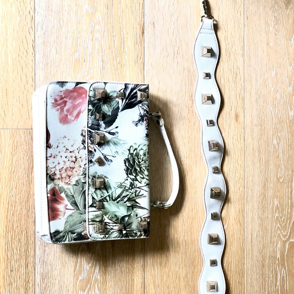 Design Lab Floral Purse - Picture 5 of 9